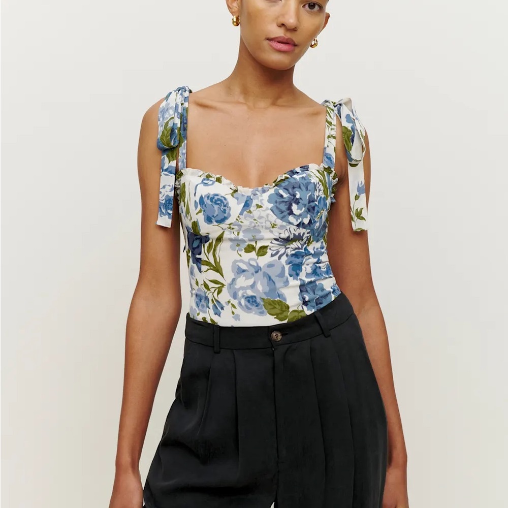 NWT Reformation Blanca Top in Lucca (8)